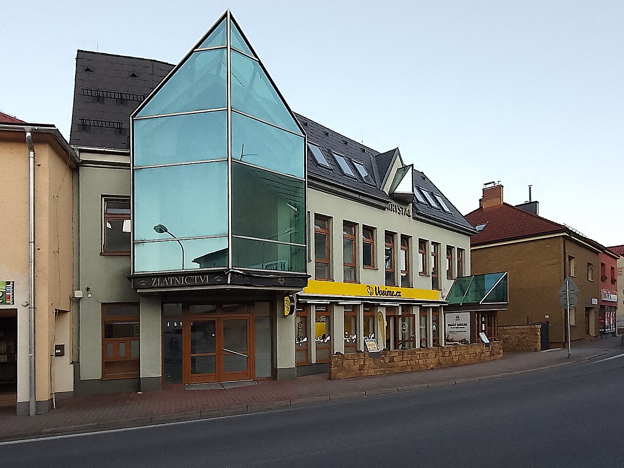 Postmodern architecture